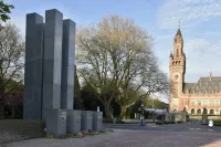 Carnegieplein - Haags Herdenkingsmonument